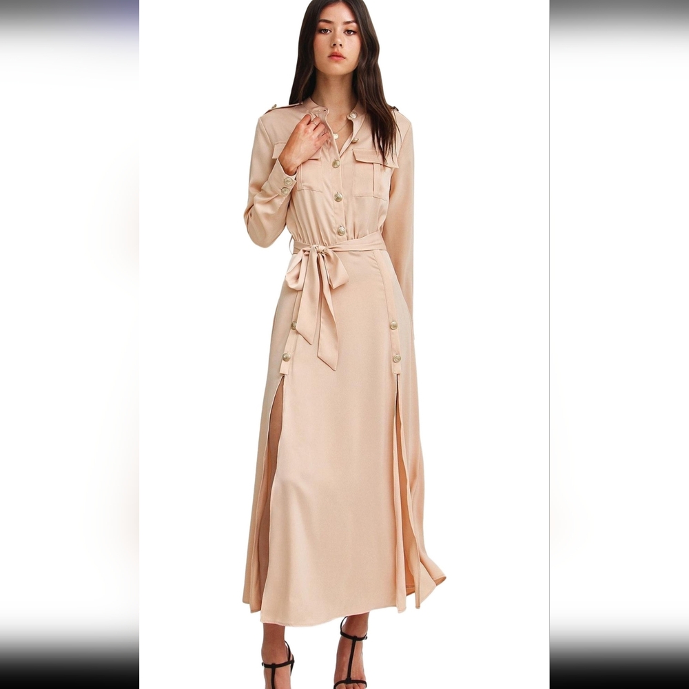 *NEW* Elegant Long Sleeve Maxi‎ Dress in Cream